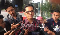 Bupati Lampung Tengah Tak Ditangkap KPK, Nih Fotonya - JPNN.com