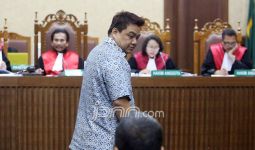 Saksi Sidang e-KTP Dicecar soal Asal Uang Andi Narogong - JPNN.com