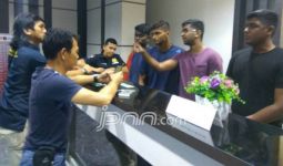 Diduga Militer, Enam Warga Negara Singapura Diamankan POM AL - JPNN.com