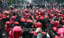 Ketua DPD RI Ajak Buruh Bantu Pemerintah Atasi Dampak Pandemi - JPNN.com