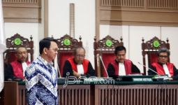 Inilah Sekilas Rekam Jejak 5 Hakim yang Memvonis Ahok Dua Tahun Penjara - JPNN.com