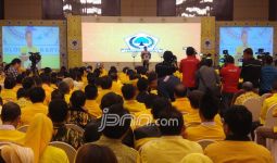 Buka Rapimnas Golkar, Setnov Dukung Jokowi Gebuk PKI - JPNN.com