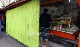 Warung Makan Tutup Dua Hari - JPNN.com