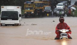 Pusing Setiap Hujan Banjir, Daerah Ini Akhirnya Bentuk Tim Khusus - JPNN.com