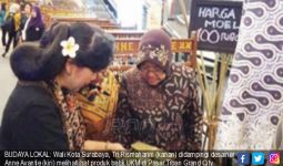 Risma Kepincut Batik Pasar Tiban - JPNN.com