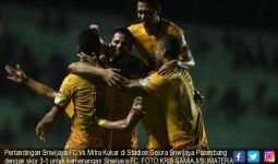 Para Pemain Sriwijaya FC Kecewa Ditinggal Pemain ke-12 - JPNN.com