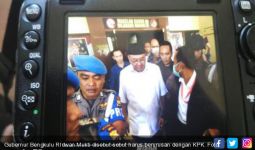OTT KPK: Istrinya Dahulu, Setelah Itu Baru Gubernur Bengkulu - JPNN.com
