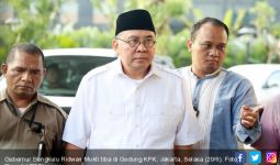 Resmi, Gubernur Bengkulu dan Istrinya Jadi Tersangka Penerima Suap - JPNN.com