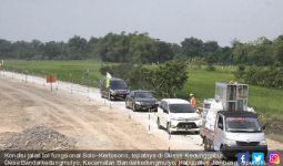 Awas! Debu Beterbangan di Tol Solo-Kertosono - JPNN.com