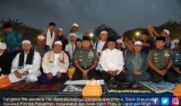 Ulama Sepuh Ajak Umat Islam Ikuti Aksi Kasih Sayang TNI 171717 - JPNN.com