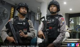 Polisi Identifikasi Peneror Anggota Brimob di Masjid Falatehan - JPNN.com