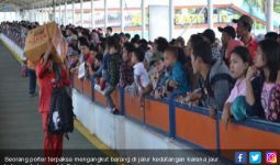 Total Pemudik yang Kembali Menyeberang ke Jawa Mencapai 263.453 Orang - JPNN.com