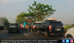 Puncak Arus Balik, 130 Ribu Kendaraan Menuju Jakarta - JPNN.com