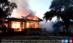 Rumah Bersejarah Ludes Dilalap Si Jago Merah - JPNN.com