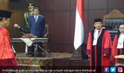 Arief Hidayat Kembali Terpilih Pimpin MK, Pengucapan Sumpah Dihadiri JK - JPNN.com