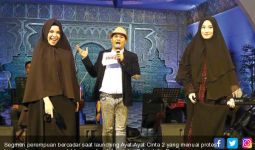 Dewi Sandra Dituding Melecehkan Muslimah Bercadar, Artis Ini Beri Dukungan - JPNN.com