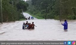 Banjir Parah, 1.300 Warga Belitung Timur Terpaksa Mengungsi - JPNN.com