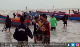 Hamdalah, 53 Nelayan yang Sempat Dinyatakan Hilang Ditemukan Selamat - JPNN.com