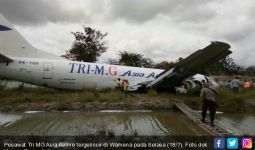 Pesawat Tri MG Asia Airline Tergelincir di Wamena - JPNN.com