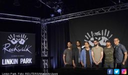 Chester Bennington Meninggal, Jadwal Tur Linkin Park Batal - JPNN.com