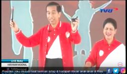Jokowi Bermain Sulap di Hadapan Ribuan Anak-Anak, Hahaha, Menghibur Banget... - JPNN.com