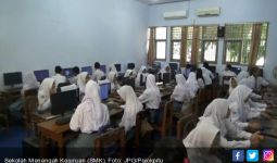 SMK di Jatim Mulai Coba Full Day School - JPNN.com