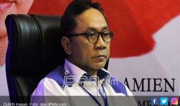 Zulkifli Hasan Santai PAN Tak Diajak Ketemu Jokowi - JPNN.com