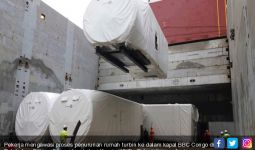 Komponen Utama Turbin PLTB Sidrap Dalam Perjalanan Menuju Parepare - JPNN.com