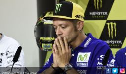 Rossi Tutup Musim MotoGP 2018 dengan Ucapan Maaf - JPNN.com