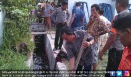 Heboh, Air Sungai Bah Bolon Berubah Warna Jadi Merah Pekat, Ini Fotonya... - JPNN.com