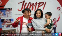Sambil Menangis, Augie Fantinus Akui Menyesal Sia-siakan Keluarga - JPNN.com