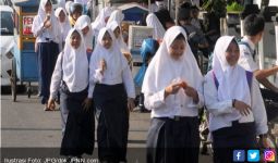 Fakta! Dampak Sekolah 5 Hari, Siswa Madin dan Pesantren Berkurang Drastis - JPNN.com