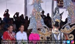 Presiden Jokowi Jawab Hastag #ApaKataPresiden di Jember Fashion Carnaval - JPNN.com
