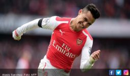 Alexis Sanchez ke City, Raheem Sterling Buat Arsenal - JPNN.com