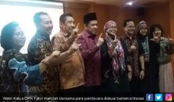 Fahri Hamzah Prihatin Budaya Baca Tergerus - JPNN.com