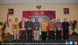 MPR Gelar Seminar Memperkuat Konsistensi Pelaksanaan UUD NRI Tahun 1945 - JPNN.com