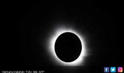 Saksikan Gerhana Matahari Cincin di Sini - JPNN.com
