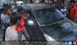 Sopir Taksi Konvensional Lakukan Sweeping, Wali Kota Berang dan Bilang Begini - JPNN.com