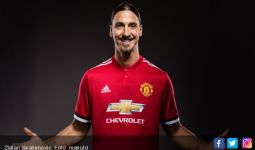 Resmi Kembali ke MU, Zlatan Ibrahimovic Pakai Nomor 10 - JPNN.com