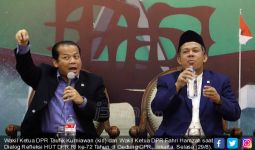 Yudi Latif Mundur, Ada Apa di Internal BPIP? - JPNN.com