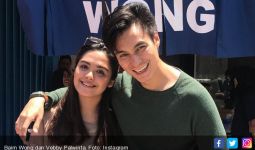 Baim Wong dan Vebby Palwinta Resmi Bertunangan ? - JPNN.com