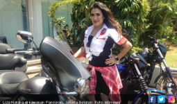 Liza Natalia 'Kencan' Bareng Pencinta Motor Gede - JPNN.com