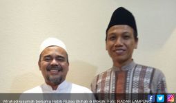 1 Jam Bersama Habib Rizieq, Dari Pilpres Hingga 2 Ayam Panggang Besar - JPNN.com