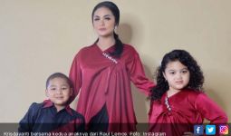 Gara-gara Mimpi, Krisdayanti Beri Marga Tionghoa Pada Anak - JPNN.com