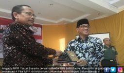 Lawan yang Ingin Mengubah Dasar Negara - JPNN.com