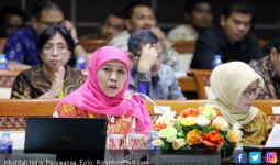 Jokowi Sudah Siapkan Pengganti Khofifah? - JPNN.com