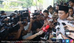 Anak Buah Prabowo Sebut Jokowi Lari dari Kenyataan - JPNN.com