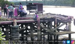 Ritual di Sungai, Pawang Diterkam Buaya Muara - JPNN.com