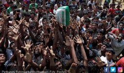 Bawa Bantuan untuk Rohingya, Relawan Palang Merah Diserang - JPNN.com