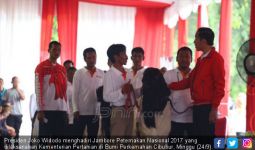Jokowi: Kita Ini Terlalu Banyak Diatur - JPNN.com